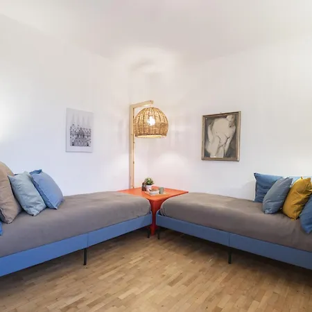 Panorama Center With Tower View *